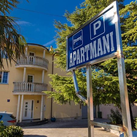 Apartmani Kovac Crikvenica Exterior foto